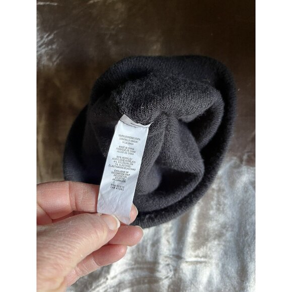 Under Armour Black & Grey Beanie Knit Winter Hat EUC Youth Boy's One Size OS - Picture 6 of 13